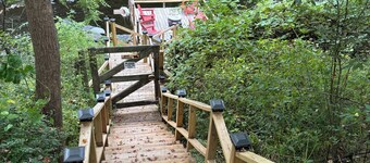 Rustic two bedroom cottage on riverside in Shohola PA