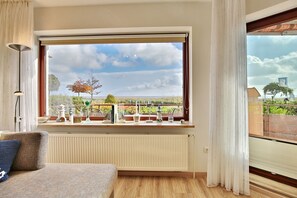 Imagen sin descripción, 3 de 25, botón