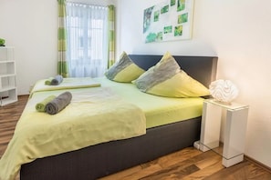 2 chambres, fer et planche Ă repasser, Wi-Fi gratuit, draps fournis