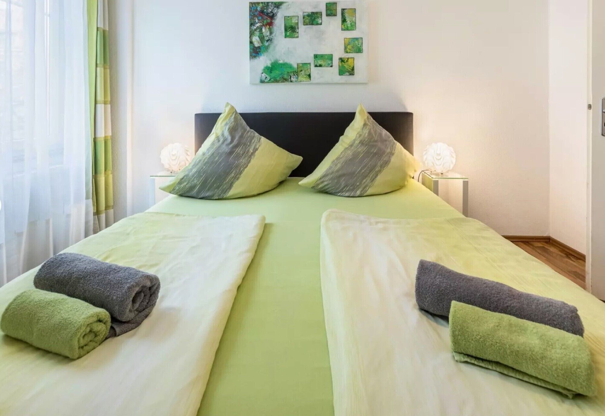 2 bedrooms, iron/ironing board, free WiFi, bed sheets