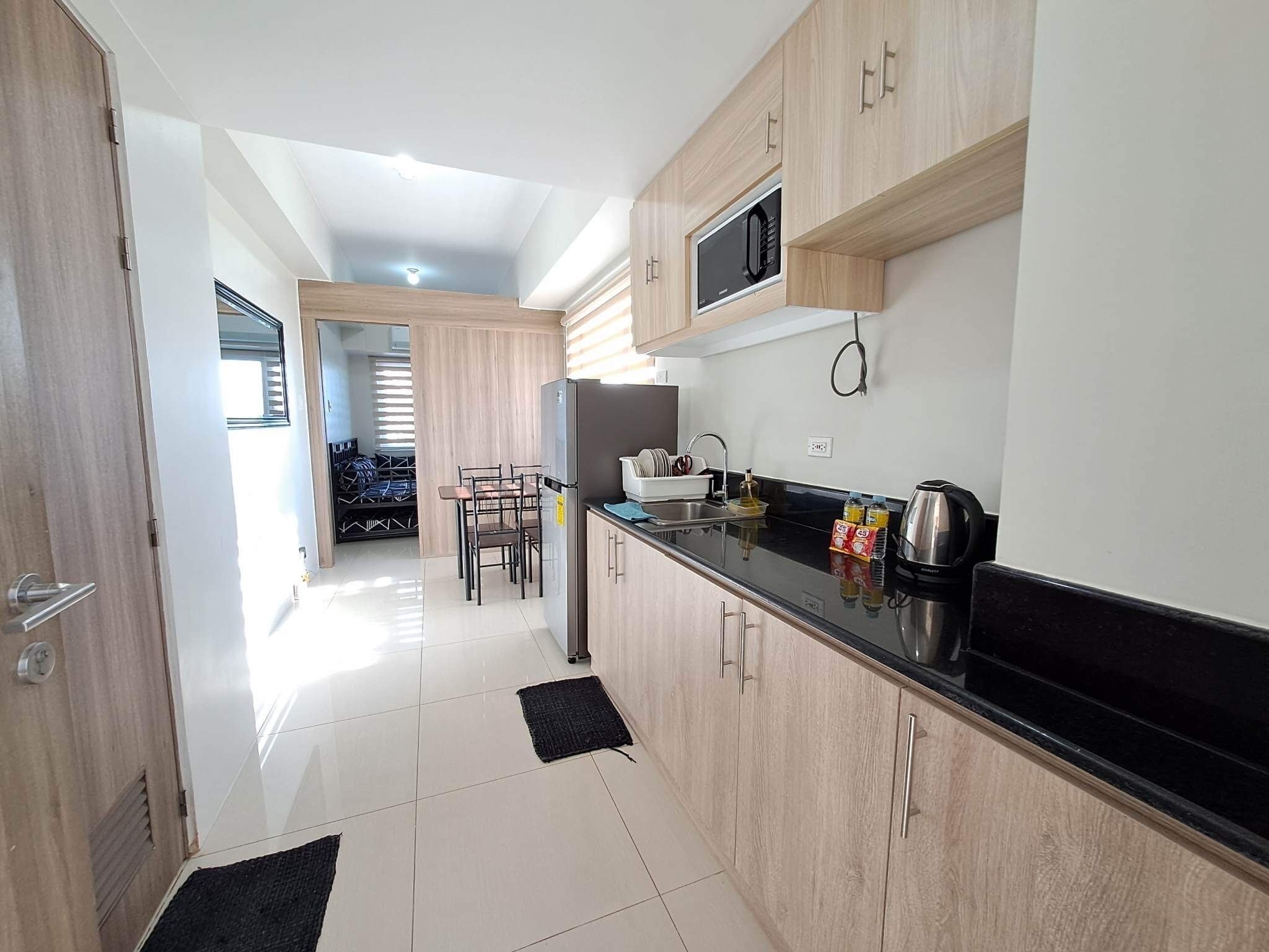 Fridge, microwave, stovetop, electric kettle