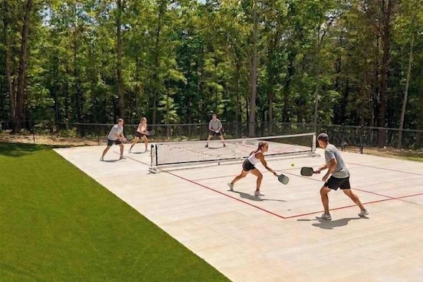 Community pickleball court