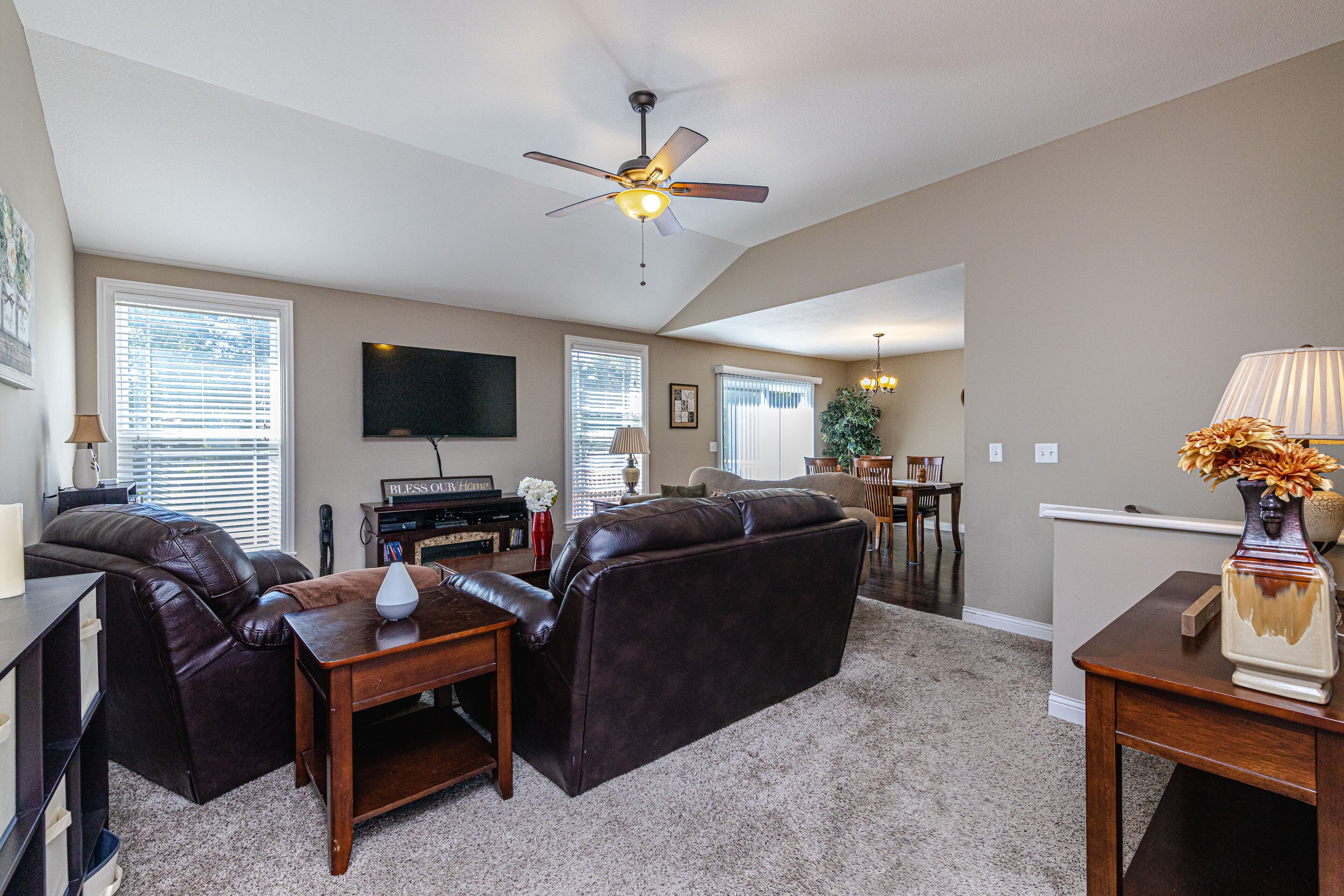 Smart TV, videojuegos y libros 