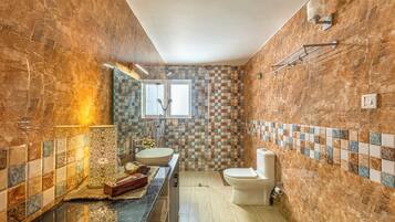 Premium Cottage, Mountain View | Bathroom