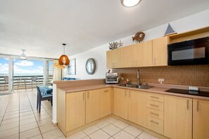 Full-size fridge, microwave, stovetop, coffee/tea maker - A Drop of The Sea | Amazing Ocean Front apartment! (Luquillo)