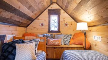 3 bedrooms, iron/ironing board, WiFi