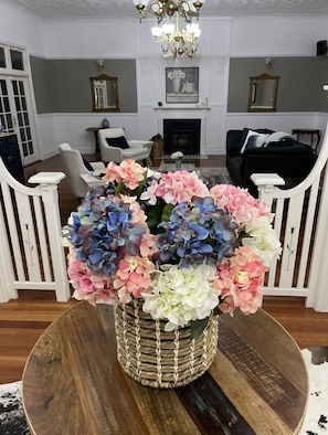 Living area - Historic Queenslander in Montville, Sunshine Coast Hinterland (Montville)