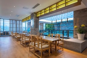 Restaurant - Manyuegu Holiday Hotel (Xiangyun)