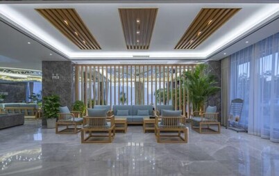 祥雲漫月谷假日飯店（祥雲高鐵站玉波濕地公園店）