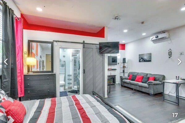 1 habitación, tabla de planchar con plancha, wifi y ropa de cama 