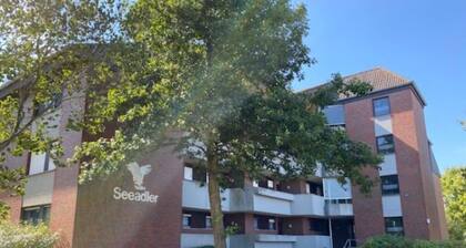 Modern central vacation apartment in the North Sea resort of Tossens