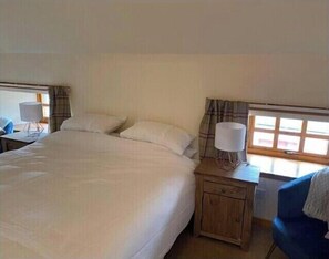 2 bedrooms, WiFi - The Stables Cottage (Darnick)