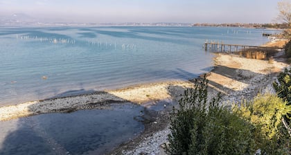 Villa "L'antica Lugana" mit Seeblick, Balkonen und WLAN