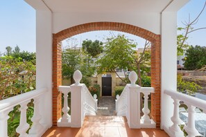 Property grounds - Vacation Home "Casa Guadalmar" with Private Pool, Terrace & Wi-Fi (Málaga)