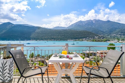 Apartment 'Chakalaka - Suite with Sea View' with Sea View, Wi-Fi and Air Conditioning