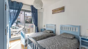 2 Schlafzimmer, Bügeleisen/Bügelbrett, kostenloses WLAN