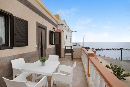 Outdoor dining. Vacation Home 'Casa Nanda' with Sea View, Private Terrace & Wi-Fi