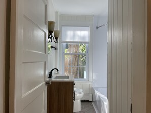 Duschwanne, Toilettenpapier