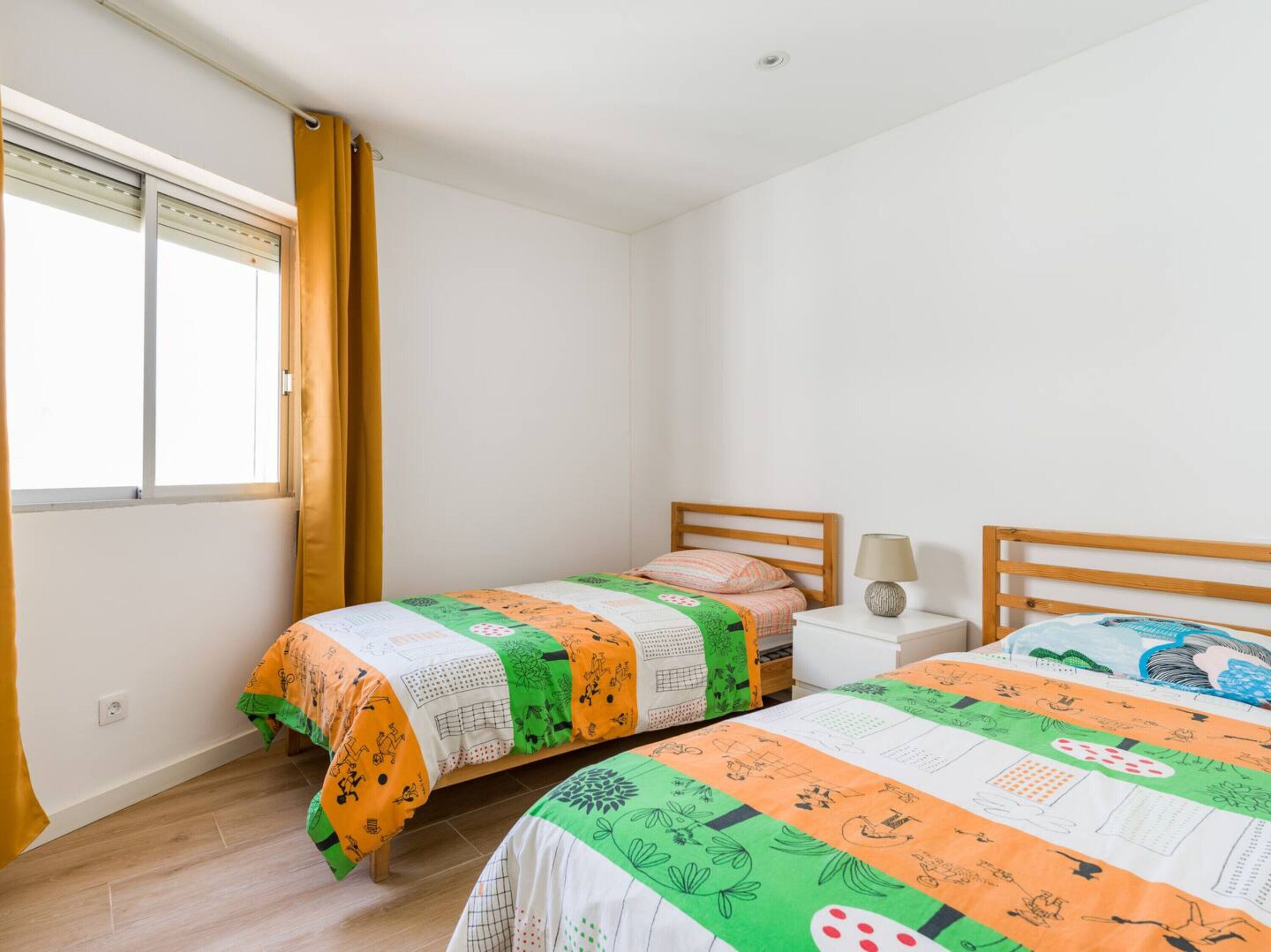 2 dormitorios, wifi gratis, ropa de cama