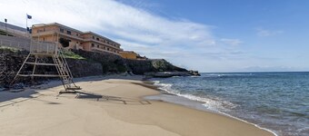 Holiday Home "Villa Pitti" with Sea View, Terraces & Wi-Fi