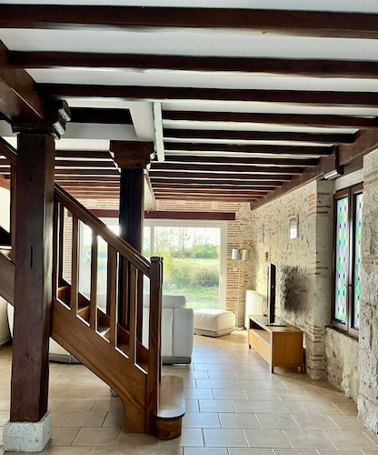 Villa Le Parc de Gouts – Votre grand domaine avec piscine chauffée et étang privé à Aiguillon