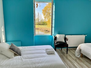 5 Schlafzimmer, Bügeleisen/Bügelbrett, kostenloses WLAN, Bettwäsche