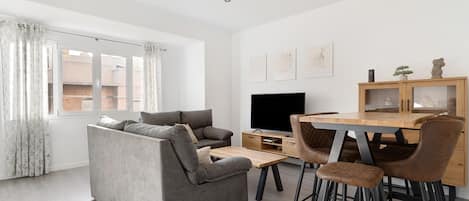 TV