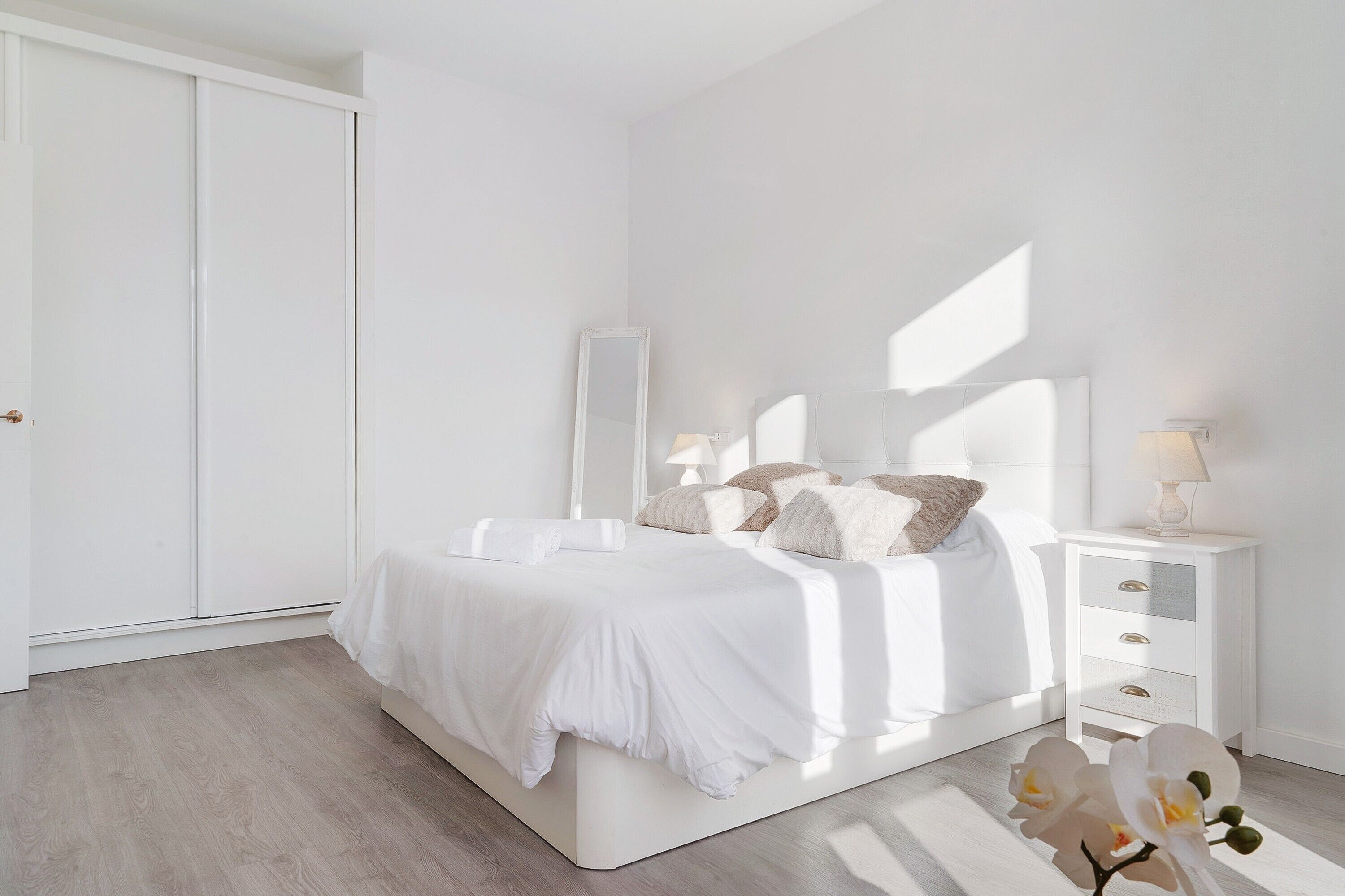 3 sovrum, strykjärn/strykbräda, gratis wi-fi och sängkläder