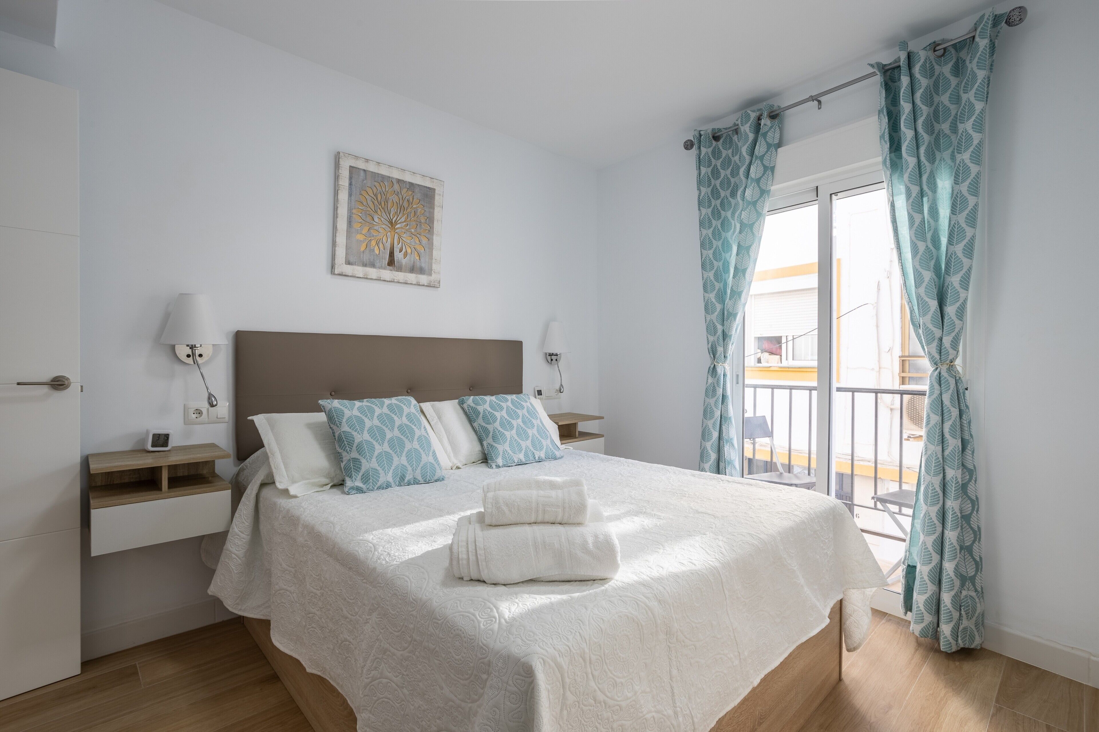 2 slaapkamers, een strijkplank/strijkijzer, gratis wifi, beddengoed