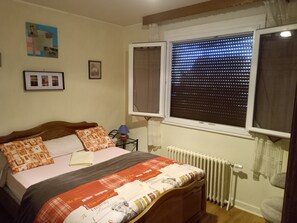 3 camere, ferro/asse da stiro, Wi-Fi gratuito, lenzuola