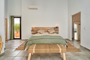 3 habitaciones, tabla de planchar con plancha y wifi gratis 