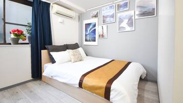 Basic Apartment, 1 Double Bed, Non Smoking, Ground Floor | 1 bedroom, individually decorated, individually furnished, desk