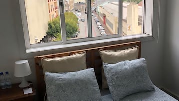 Double Room | 1 bedroom, individually decorated, free WiFi, bed sheets