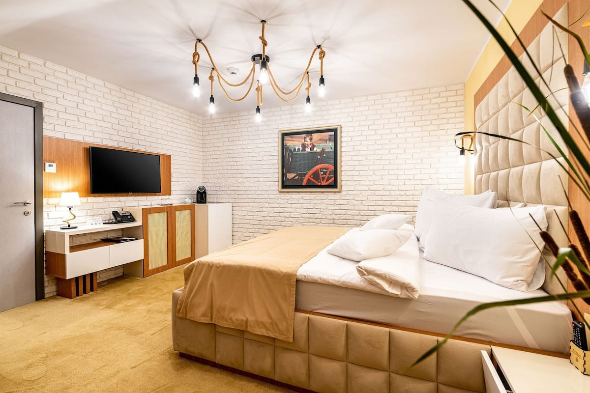 Tholos Junior Suite Apartment | 1 bedroom, premium bedding, free WiFi, bed sheets