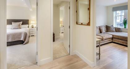 Market Square is a cosy, well-equipped holiday home.