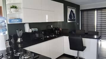 Fridge, microwave, oven, coffee/tea maker