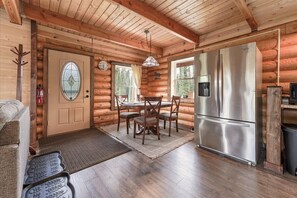 Interior - Mamie's Hideaway (Salcha)