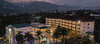 The Green Peak, ARTOTEL Curated