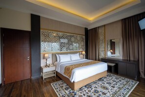 Room, 1 King Bed - The Green Peak, ARTOTEL Curated (Megamendung)