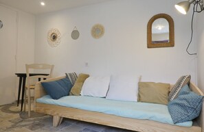 TV, books - Studio DUNE in gite ile de Sein (Île-de-Sein)