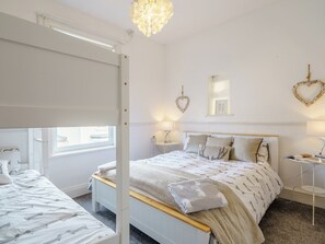 6 chambres, Wi-Fi gratuit, draps fournis