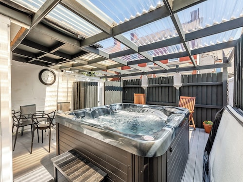 The Kings Landing Spa