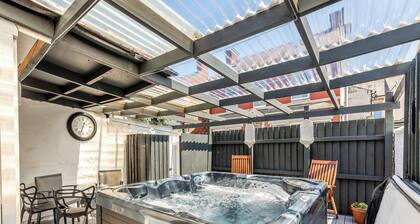 The Kings Landing Spa