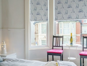 6 Schlafzimmer, kostenloses WLAN, Bettwäsche