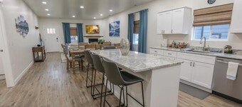 Spacious game house minutes to downtown Sandpoint and Schweitzer Mountain