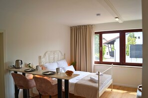1 Schlafzimmer, Reisekinderbett, WLAN, Bettwäsche