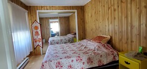 3 Schlafzimmer, Schreibtisch, Reisekinderbett, kostenloses WLAN