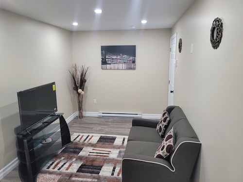 This beautiful comfy basement apartment 5 minutes from the park.