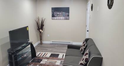 This beautiful comfy basement apartment 5 minutes from the park.