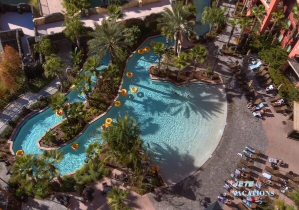 Piscina a l'aire lliure